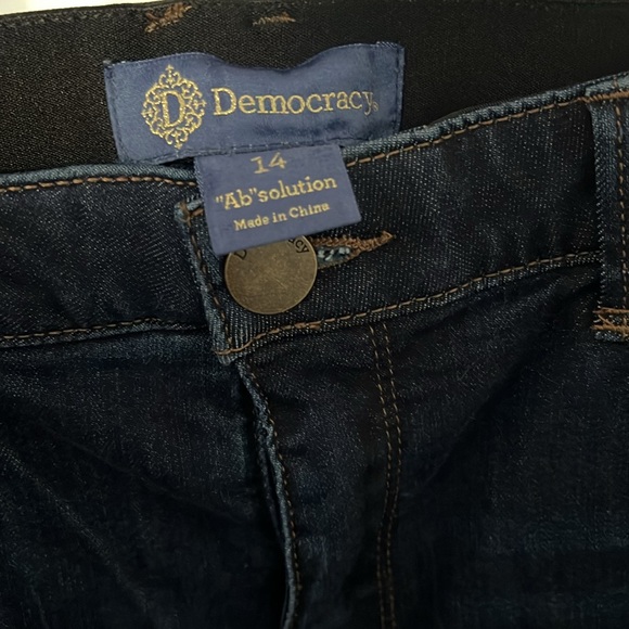 Democracy dark wash ankle skinny jeans. Size 14. Excellent condition. - Picture 6 of 7